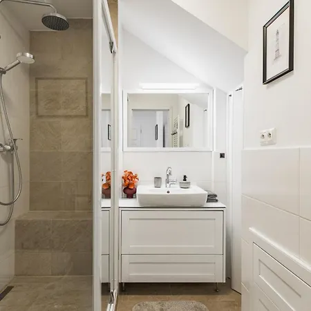 The Golden Mezzanine In Apartamento